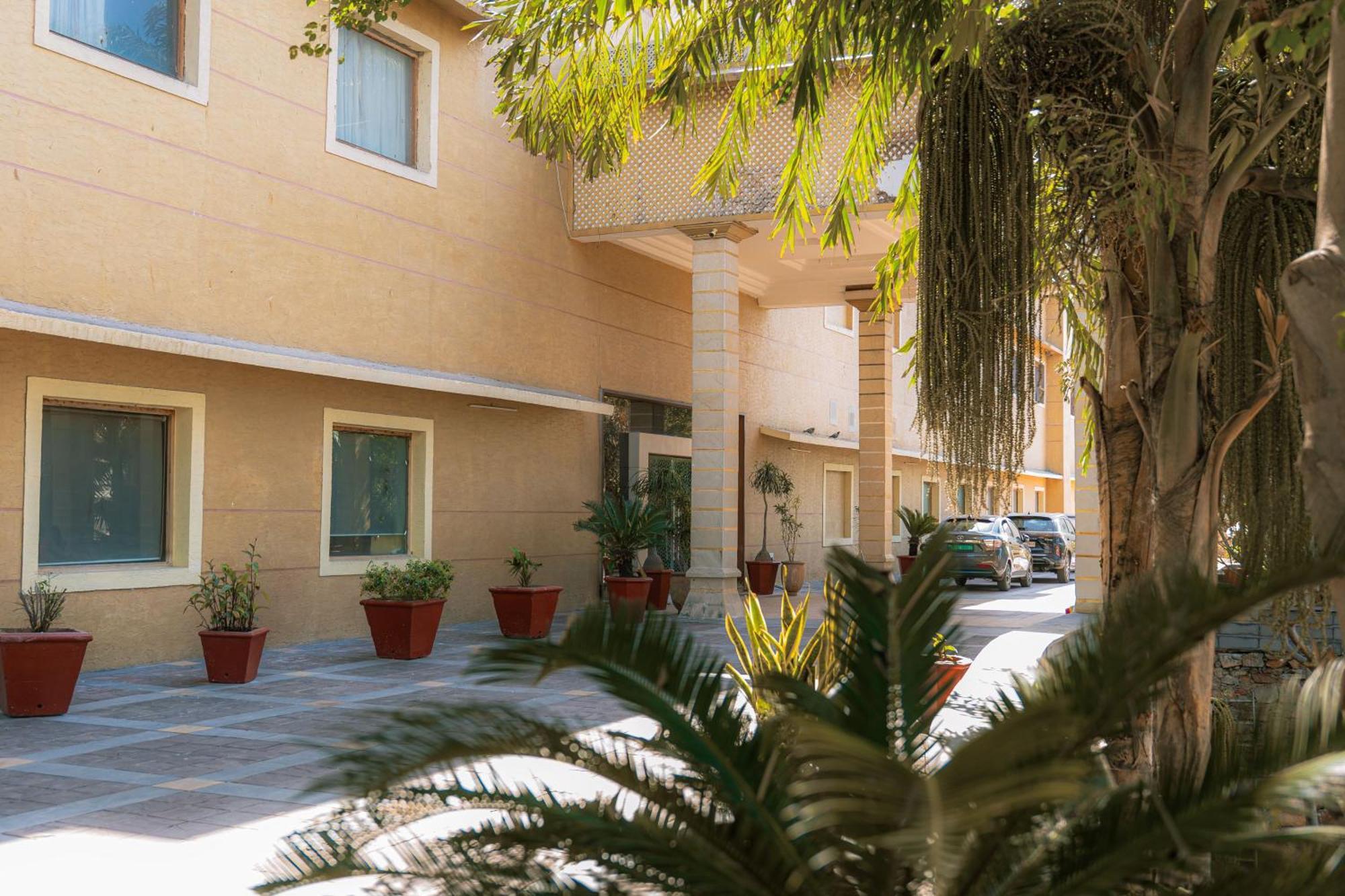 The Sky Imperial, Udaipur Hotel Exterior foto